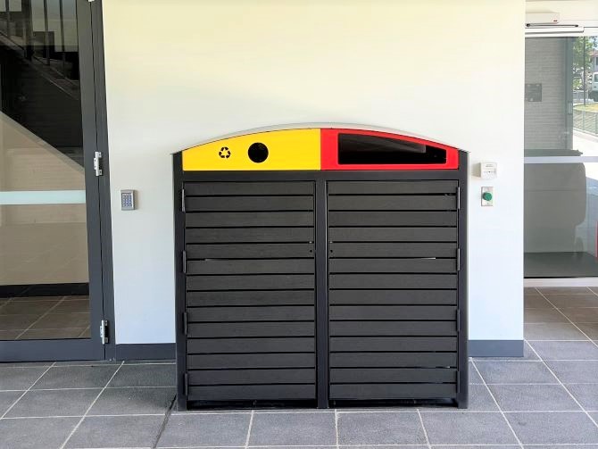 EM212-P-240-C Staten Twin Bin Enclosure, powdercoated frame, composite battens - Hunters Hill Council.JPG